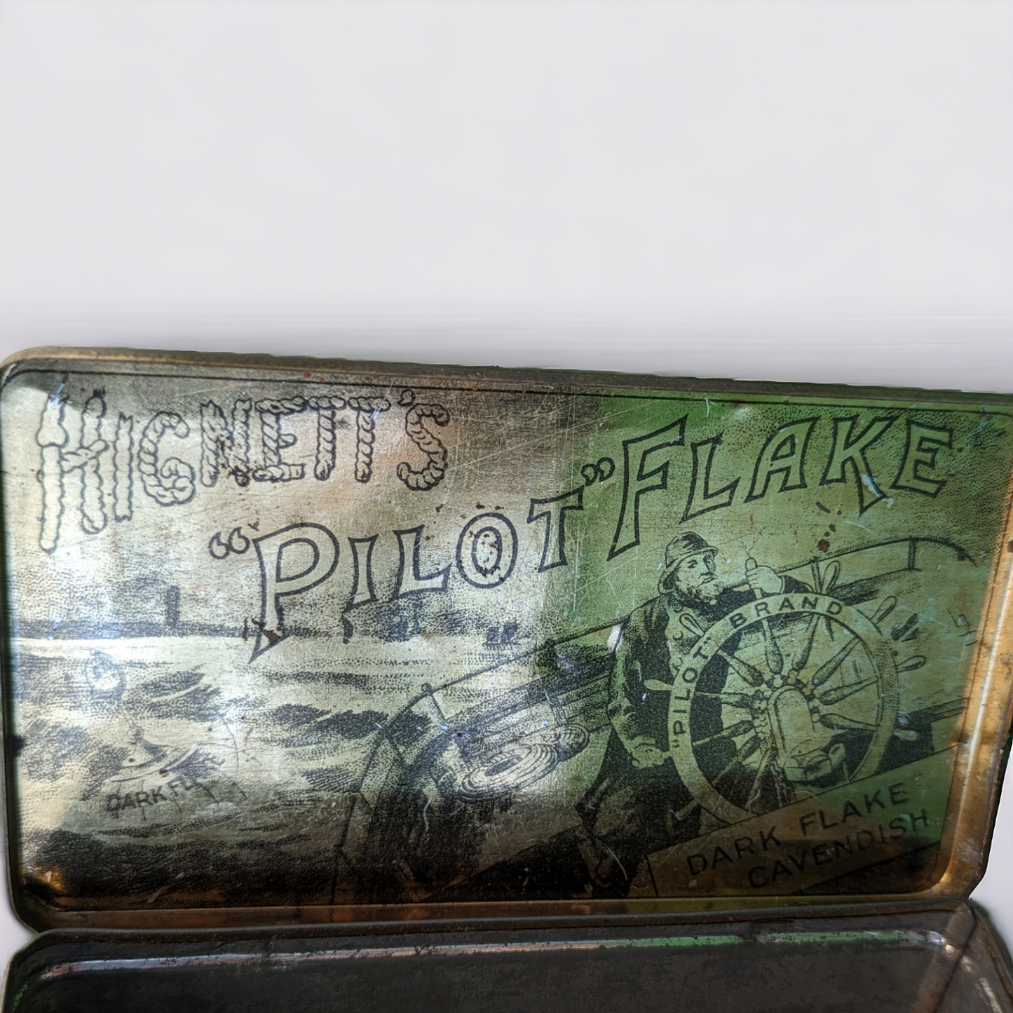 Vintage 1910s Tobacco Tin - Hignett's Pilot Flake