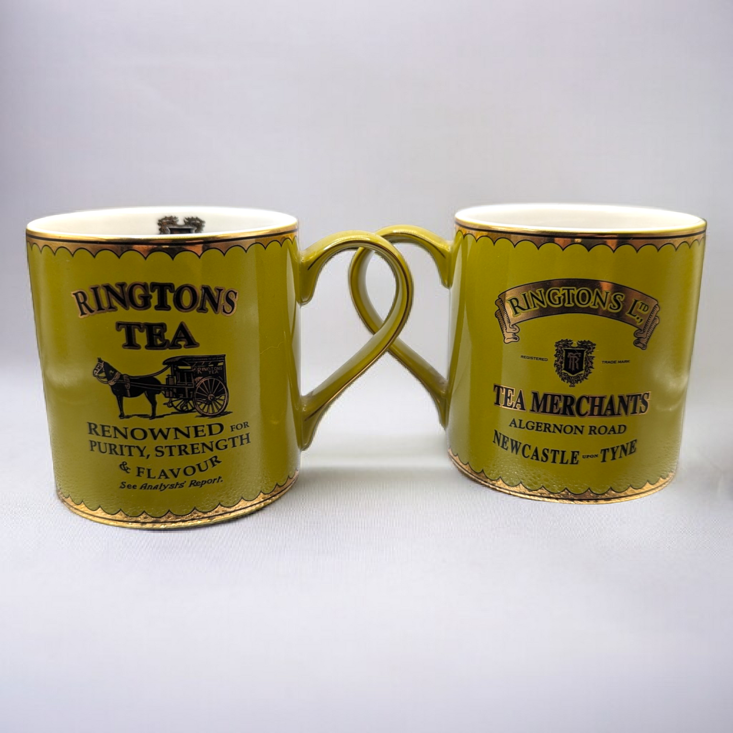 Vintage Ringtons Tea Merchants Advertising Teapot and Matching Mugs