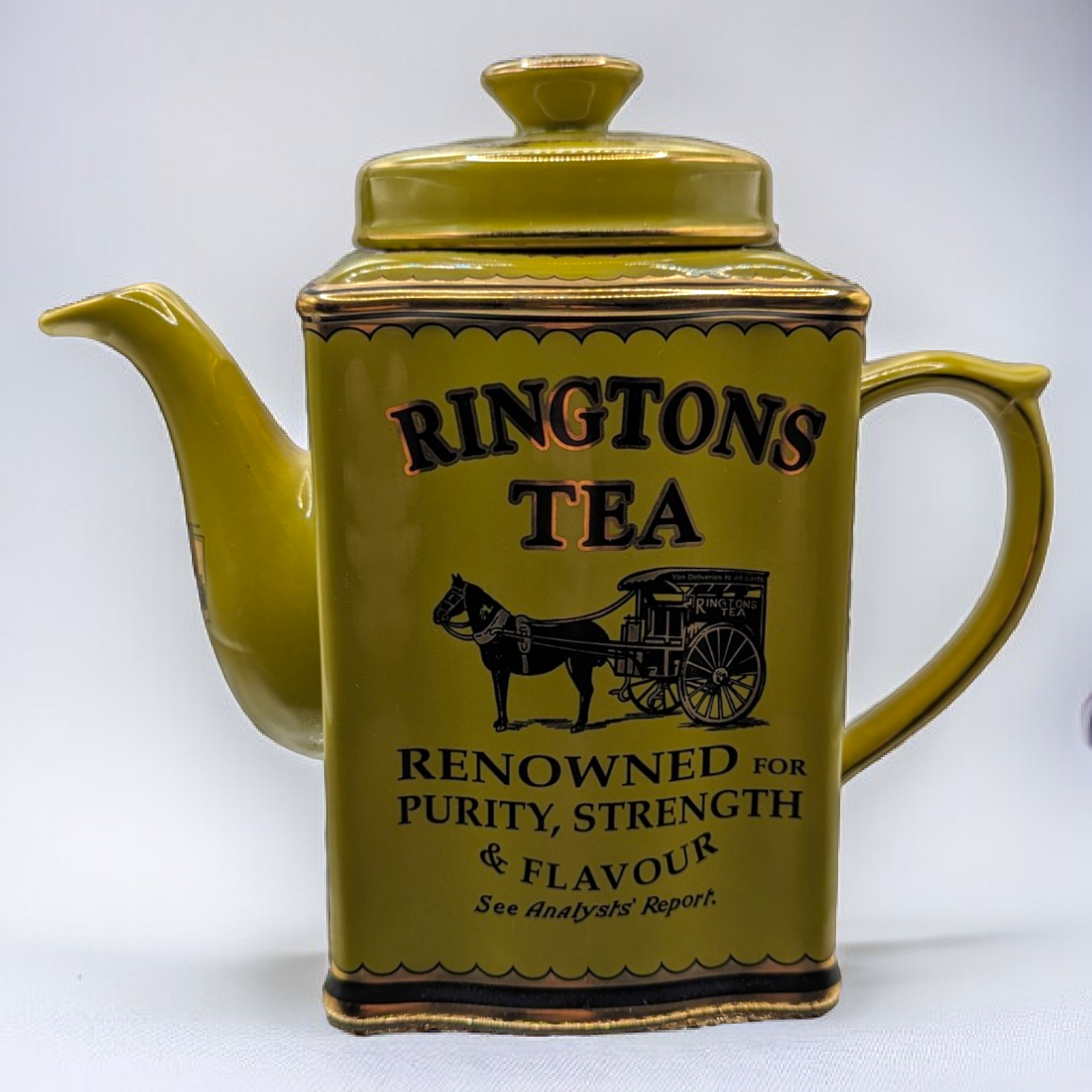 Vintage Ringtons Tea Merchants Advertising Teapot and Matching Mugs