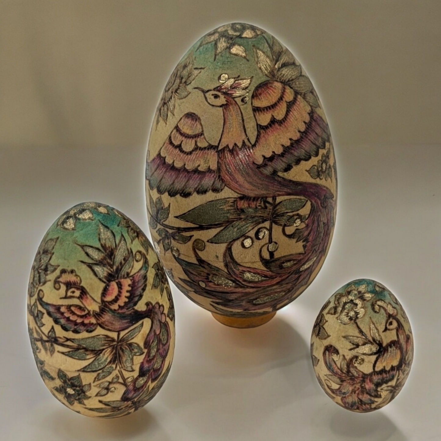 Vintage Hand Painted Wooden Nesting Eggs